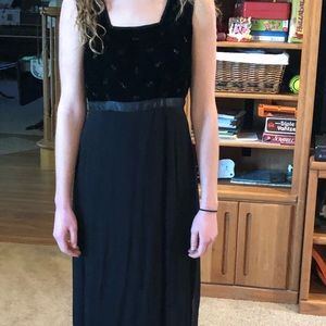 Velvet top prom dress
